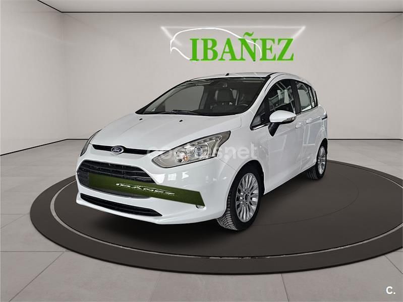 Usado Ford Fiesta 125 CV (91 kW) 2014 Blanco Utilitario