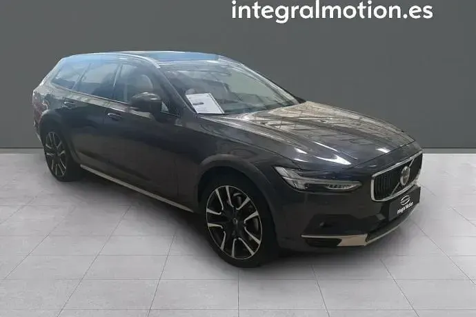 Käytetty Volvo V90 190 HP (139 kW) 2021 Farmari