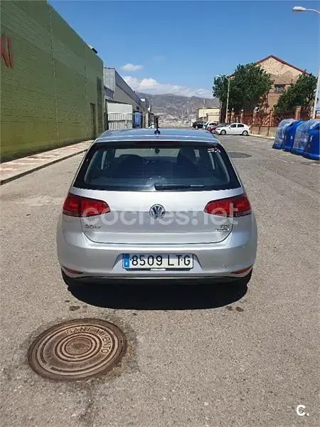Usado VW Golf Sportsvan Edition 110 CV (80 kW) 2016 Gris / plata Monovolumen