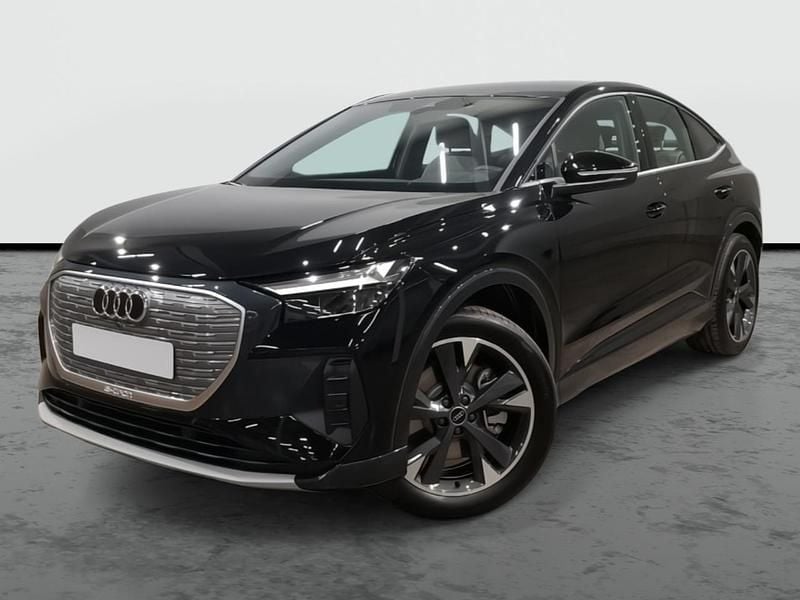 Negro mito metalizado Usado 2025 Audi Q4 Sportback e-tron Sport SUV | 50.490 € (Precio justo) - Imagen 1/4