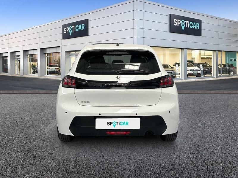 Usado Peugeot 208 Active 100 CV (73 kW) 2022 Blanco Utilitario