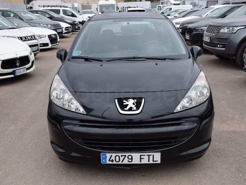 Usado Peugeot 207 75 CV (55 kW) 2007 Negro Berlina