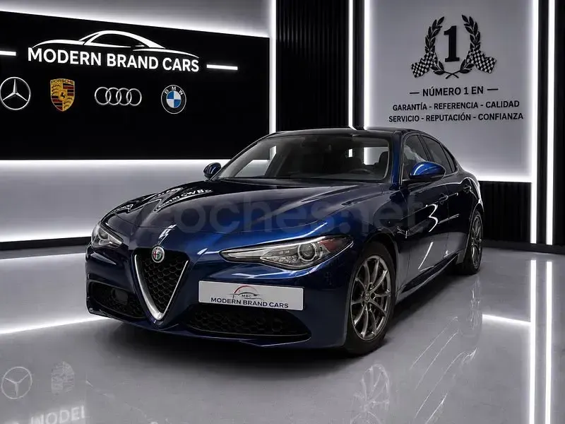 Usado Alfa Romeo Giulia Super 160 CV (117 kW) 2021 Azul Berlina