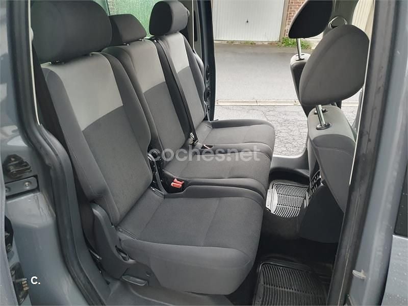 Usado VW Caddy Comfortline 102 CV (75 kW) 2012 Gris / plata Monovolumen