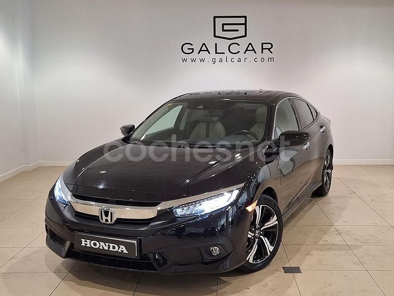 Granate Usado 2018 Honda Civic Executive Berlina | 22.900 € (Precio justo) - Imagen 1/4