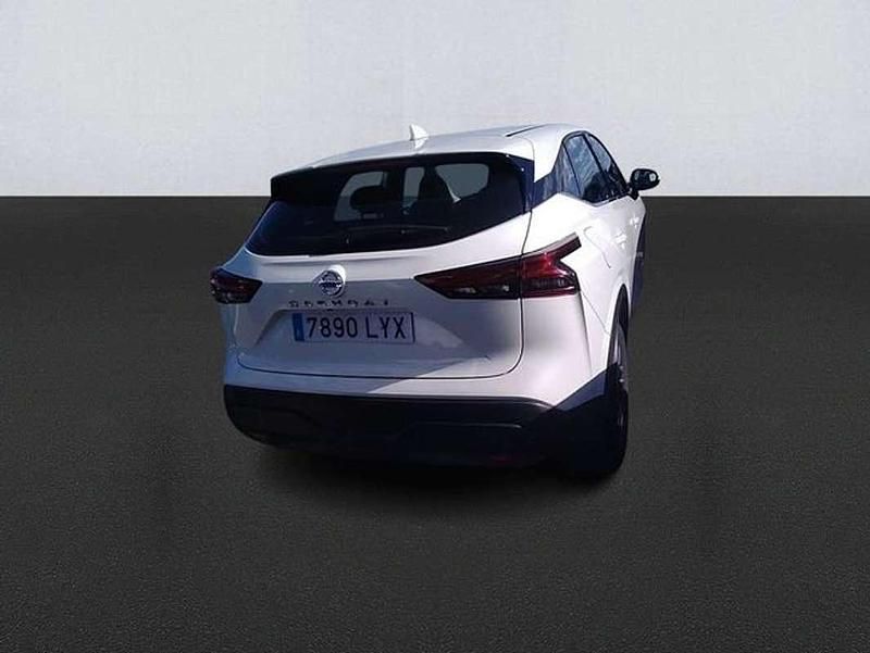 Usado Nissan Qashqai Acenta 158 CV (116 kW) 2022 Blanco SUV
