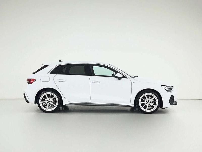 Usado Audi A3 Sportback S-Line 150 CV (110 kW) 2025 Blanco Utilitario