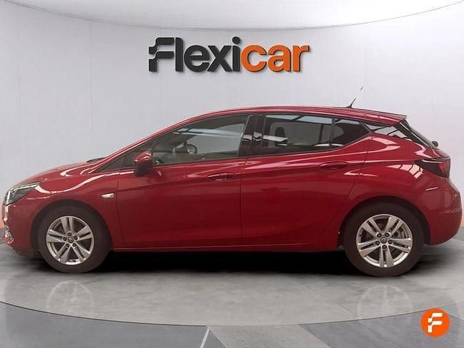 Usado Opel Astra 110 CV (80 kW) 2020 Rojo Berlina