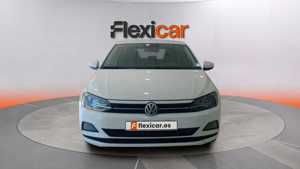 Usado VW Polo Advance 95 CV (69 kW) 2018 Blanco Utilitario