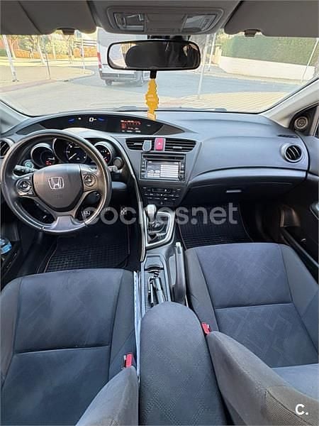 Usado Honda Civic Executive 150 CV (110 kW) 2012 Negro Berlina