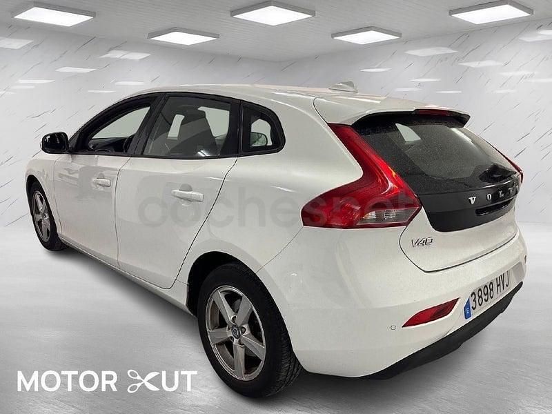 Usado Volvo V40 115 CV (84 kW) 2014 Blanco Berlina
