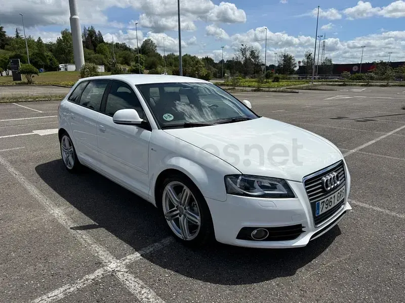 Usado Audi A3 Ambition 140 CV (102 kW) 2009 Blanco Utilitario