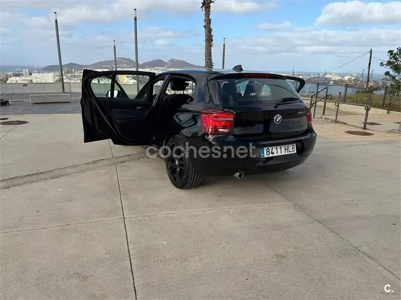 Usado BMW 116 115 CV (84 kW) 2012 Negro Utilitario