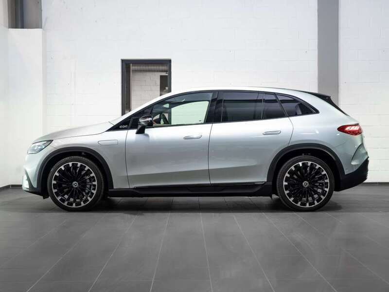 Usado Mercedes EQE500 300 kW (408 CV) 2024 Plateado SUV