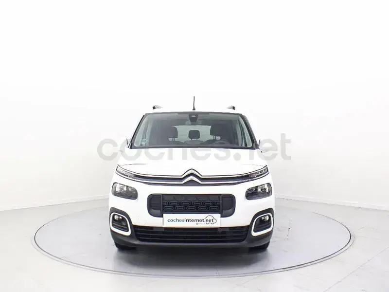 Usado Citroën Berlingo Feel 130 CV (95 kW) 2020 Blanco Monovolumen