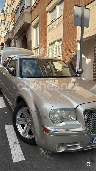 Beige Usado 2007 Chrysler 300C Berlina | 4750 € (Buen precio) - Imagen 1/4