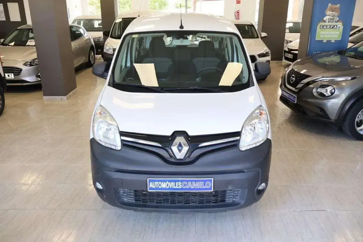 Usado Renault Kangoo LIMITED 90 CV (66 kW) 2020 Blanco Monovolumen