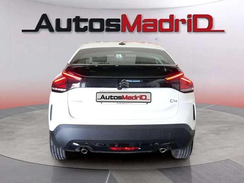 Usado Citroën C4 Live 111 CV (81 kW) 2021 Blanco Berlina