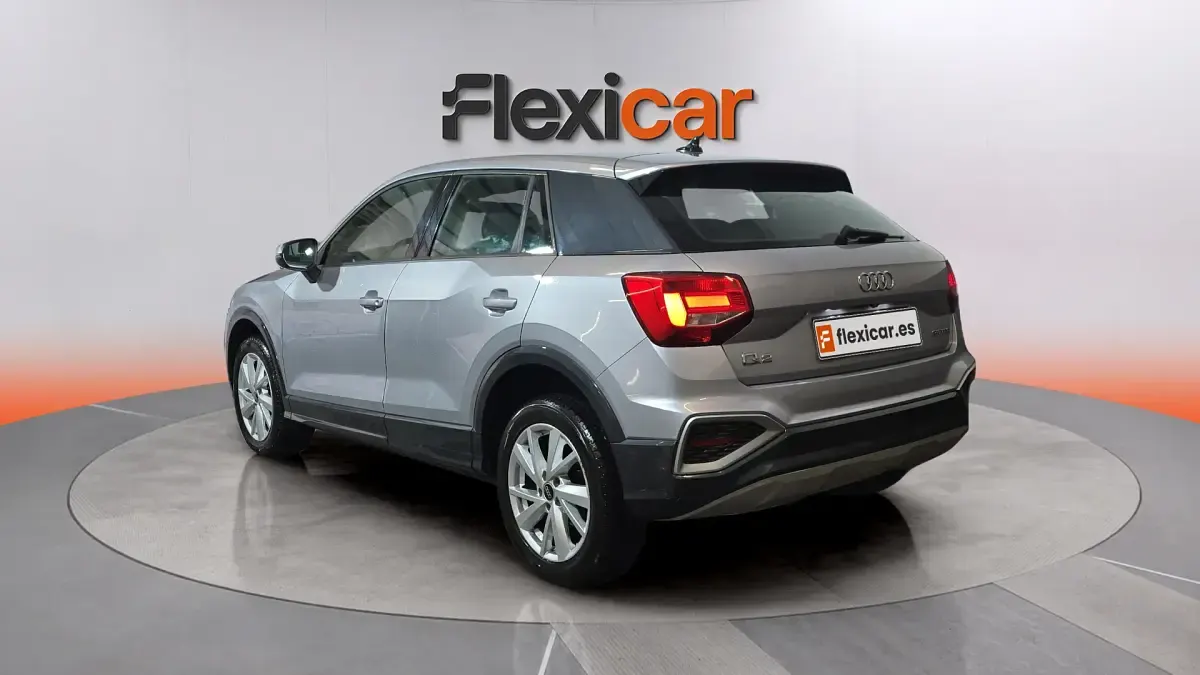 Usado Audi Q2 Advanced Plus 150 CV (110 kW) 2023 Gris SUV