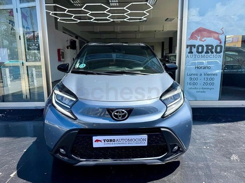Usado Toyota Aygo X Limited 72 CV (52 kW) 2025 Azul SUV