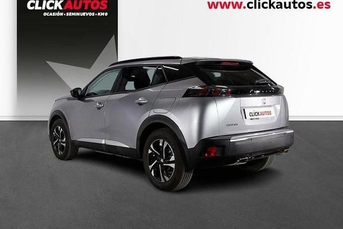 Usado Peugeot 2008 Allure 130 CV (95 kW) 2022 Negro SUV