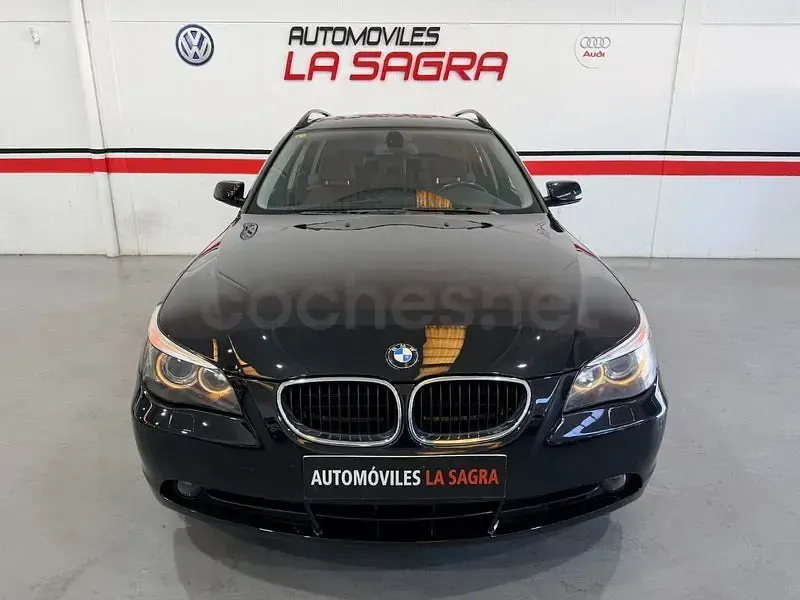 Usado BMW 530 Exclusive 193 CV (141 kW) 2004 Negro Familiar