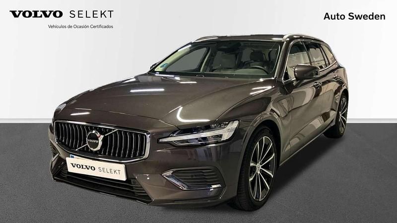 Usado Volvo V60 Core 350 CV (257 kW) 2024 Gris Familiar