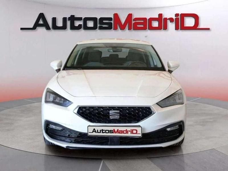 Usado Seat Leon Style 116 CV (85 kW) 2021 Gris Utilitario