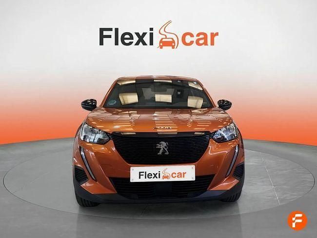 Usado Peugeot 2008 Active 100 CV (73 kW) 2023 Naranja SUV