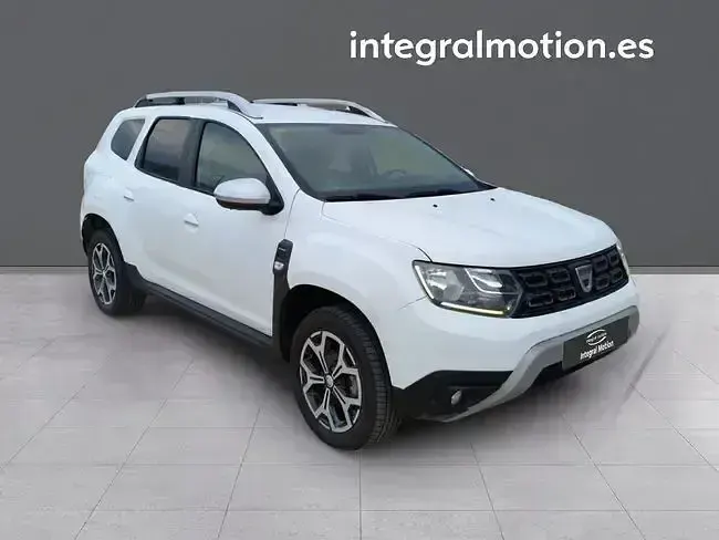 Usado Dacia Duster Prestige 115 CV (84 kW) 2019 Blanco SUV