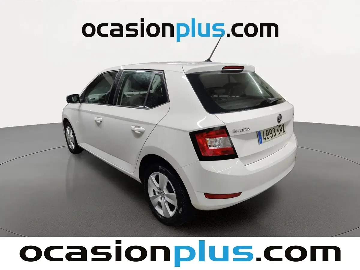 Usado Skoda Fabia 75 CV (55 kW) 2018 Blanco Utilitario