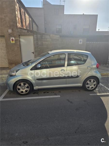 Azul Usado 2007 Toyota Aygo Utilitario | 2100 € (Super precio) - Imagen 1/4