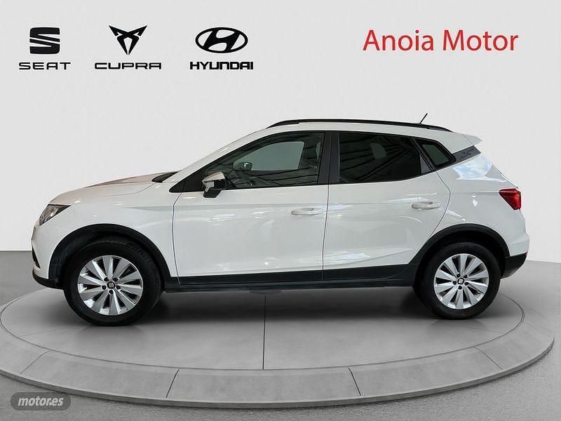 Usado Seat Arona Style 95 CV (69 kW) 2018 Blanco SUV