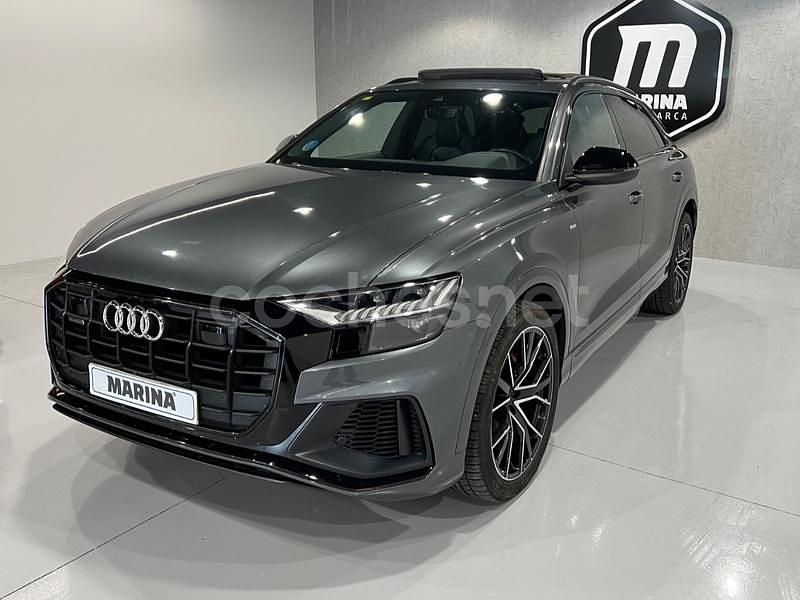 Gris / plata Usado 2021 Audi Q8 Ambiente SUV | 61.990 € (Buen precio) - Imagen 1/4