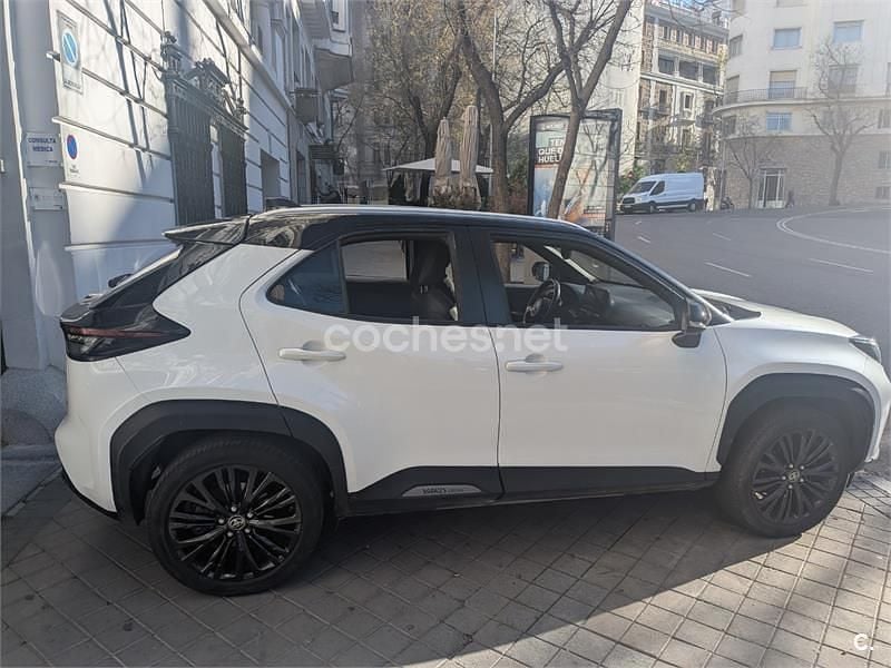 Usado Toyota Yaris Cross 116 CV (85 kW) 2022 Blanco SUV