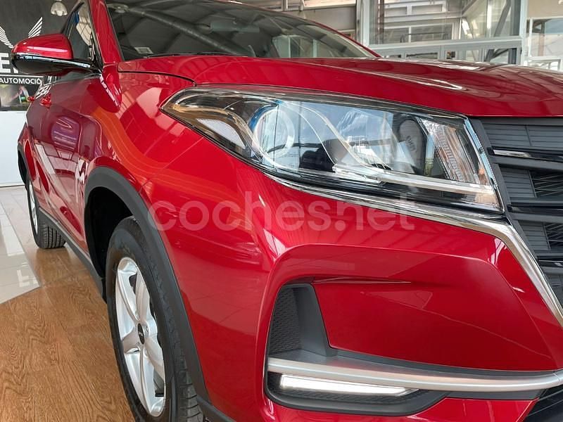 Nuevo DFSK 500 106 CV (77 kW) 2025 Rojo SUV