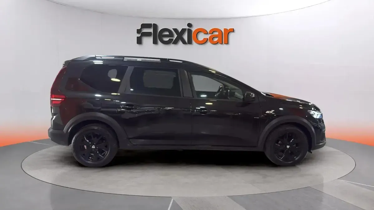 Usado Dacia Jogger Extreme 110 CV (80 kW) 2022 Negro Monovolumen