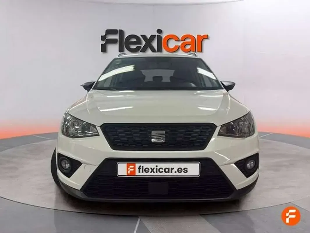 Usado Seat Arona Reference 95 CV (69 kW) 2018 Blanco SUV