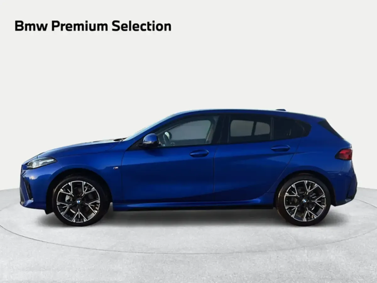 Usado BMW 120 Comfort Edition 163 CV (119 kW) 2025 Azul Utilitario