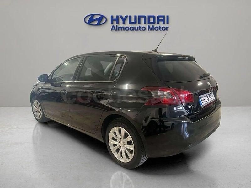 Usado Peugeot 308 Style 130 CV (95 kW) 2018 Negro Berlina
