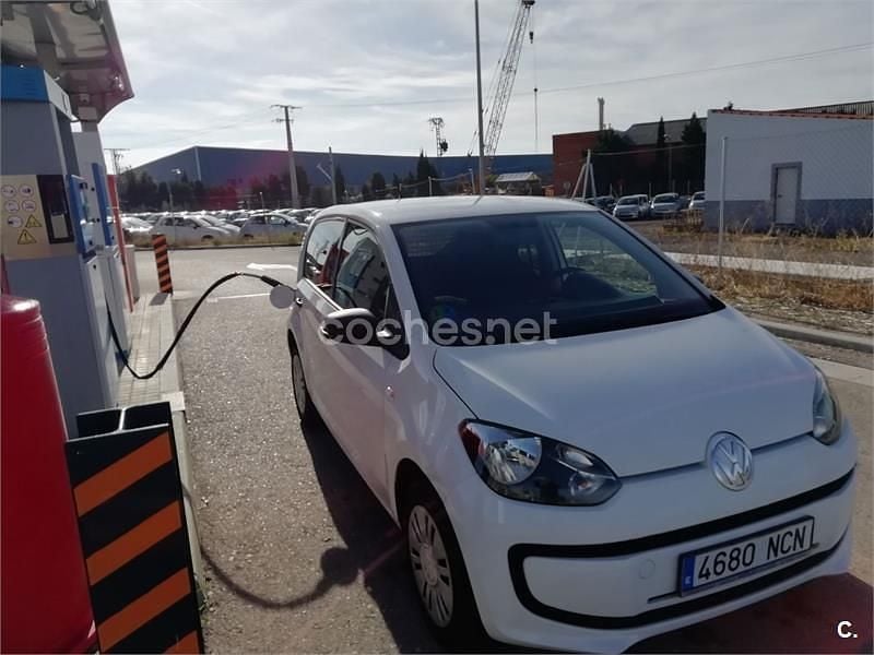 Usado VW up! high up! 68 CV (50 kW) 2016 Blanco Utilitario