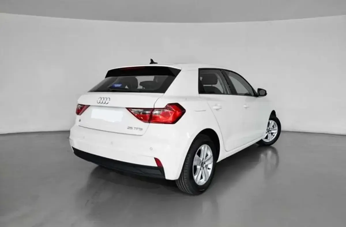 Usado Audi A1 Sportback 95 CV (69 kW) 2022 Blanco Utilitario