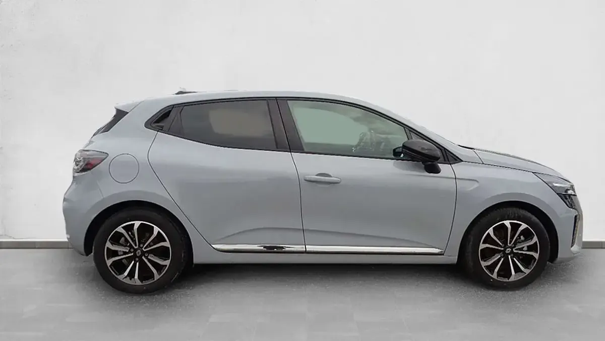 Usado Renault Clio Techno 143 CV (105 kW) 2025 Utilitario