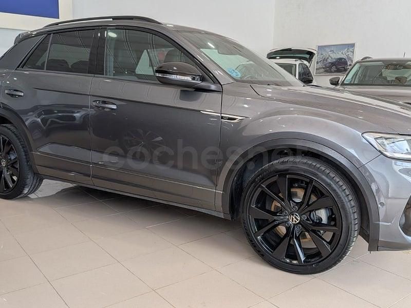 Begagnad VW T-Roc R-line 150 HK (110 kW) 2022 Grå SUV