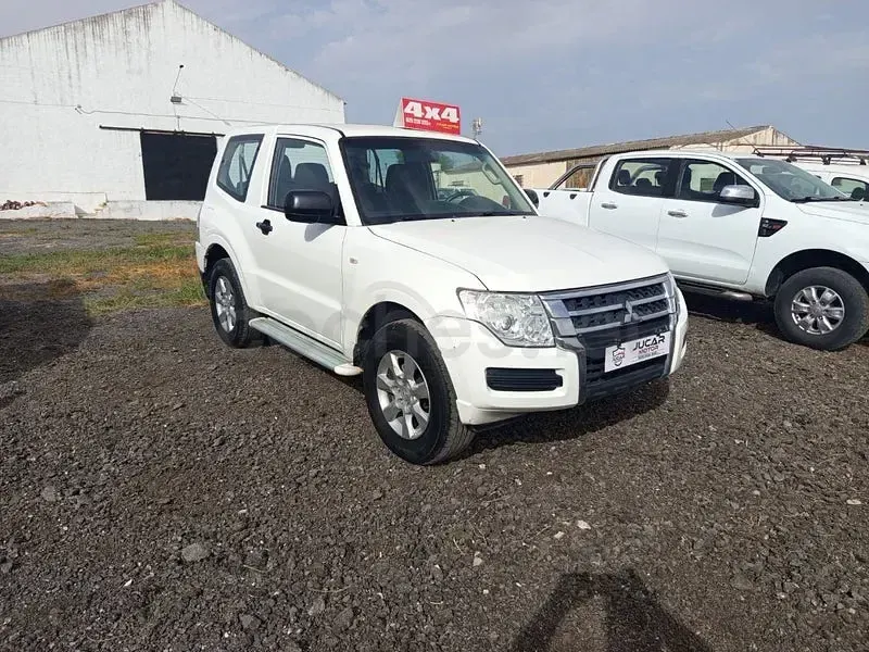 Usado Mitsubishi Montero 190 CV (139 kW) 2018 Blanco SUV