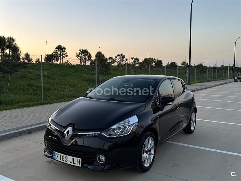 Usado Renault Clio IV LIMITED 90 CV (66 kW) 2016 Negro Berlina