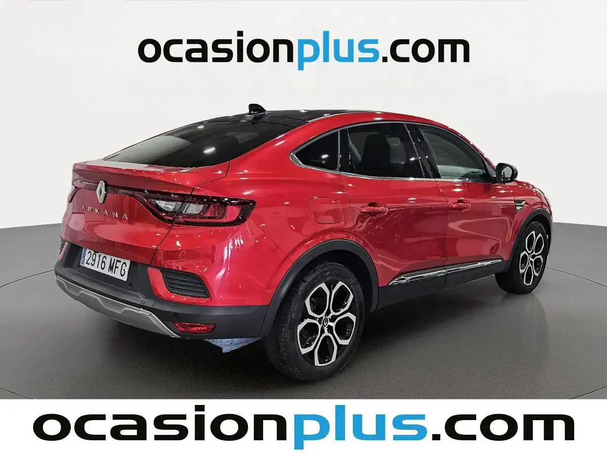 Usado Renault Arkana Techno 140 CV (102 kW) 2023 Rojo SUV