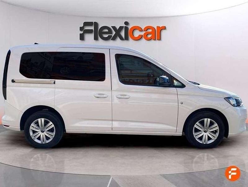 Usado VW Caddy 122 CV (89 kW) 2024 Blanco Monovolumen