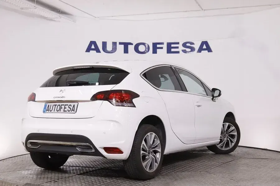 Usado Citroën DS4 92 CV (67 kW) 2013 Blanco Utilitario
