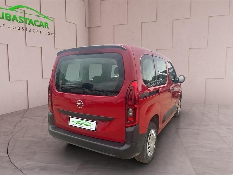 Usado Opel Combo Life Edition 130 CV (95 kW) 2021 Rojo Monovolumen